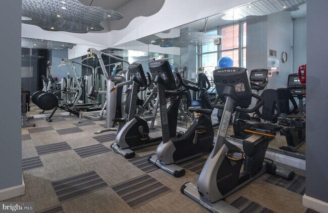 Photo - 200 W Washington Square Unit STUDIO