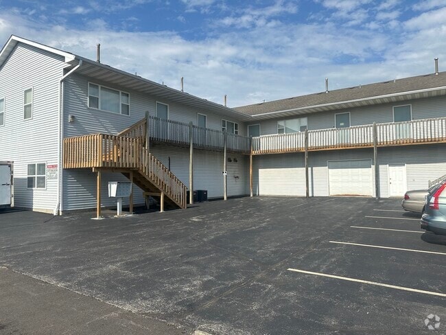 Building Photo - 424 Wyman St Unit 9 Rental