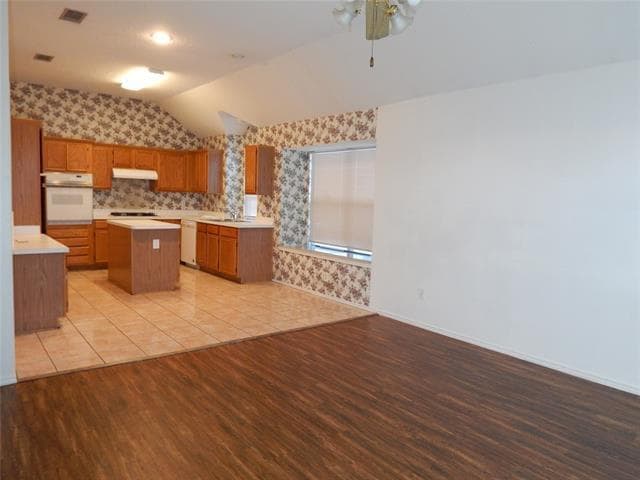 Photo - 804 Sansome Dr