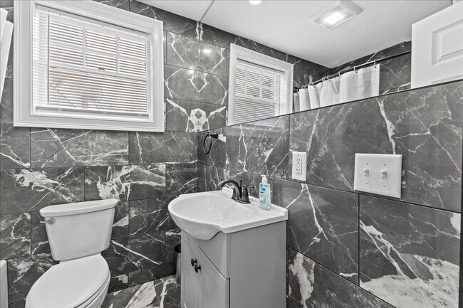 Photo - 416 Pearl St Unidad 416 Pearl Street #3