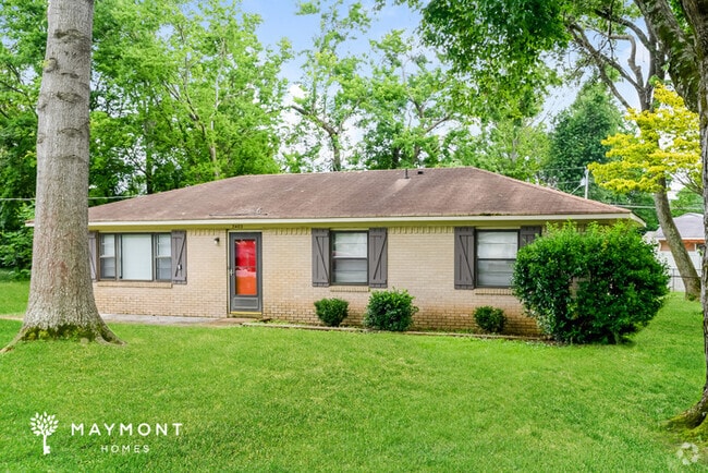 Building Photo - 2403 Yorkshire Cir SW Rental