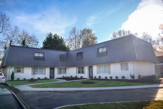 Photo - 100 Burdine Rd Unit WC 11