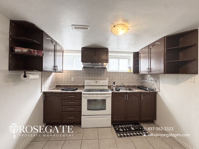 Building Photo - Spacious 3-Bedroom Basement Apartment with Parking & Locker – Brampton Unit 2