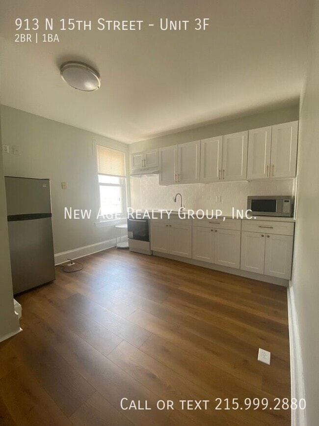 Photo - 913 N 15th St Unidad 3F