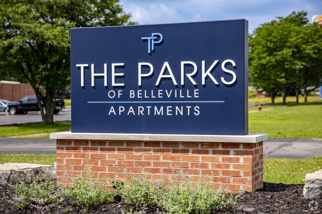 Community Entrance and Sign - The Parks of Belleville