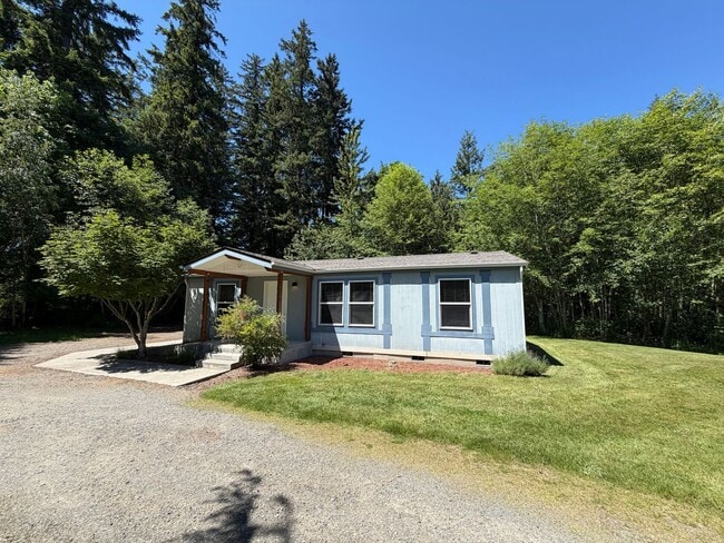 Building Photo - Peaceful Living – 3 Bedroom, 2 Bath Single-Family Home