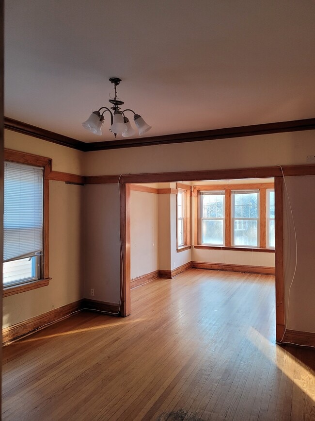Photo - 2905 Lawndale Ave Unit 1