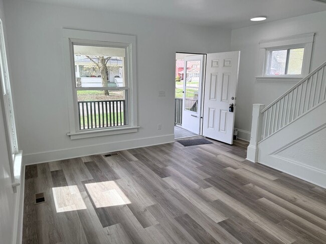 Photo - 1701 E Ganson St Unit Orange - 231