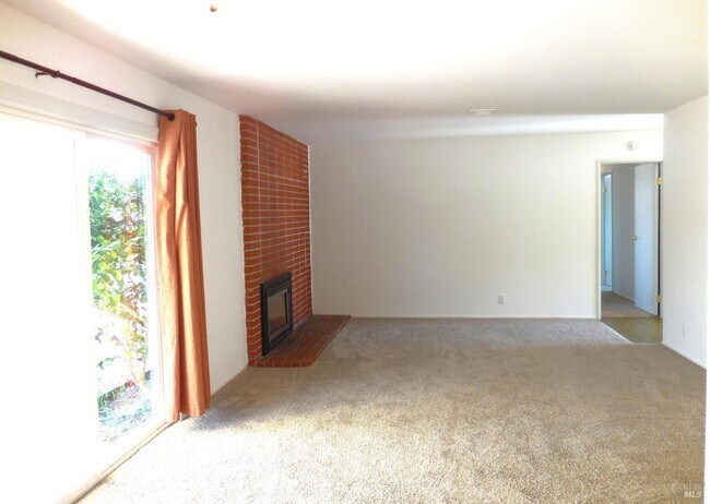 Photo - 143 Kit Carson Way Casa