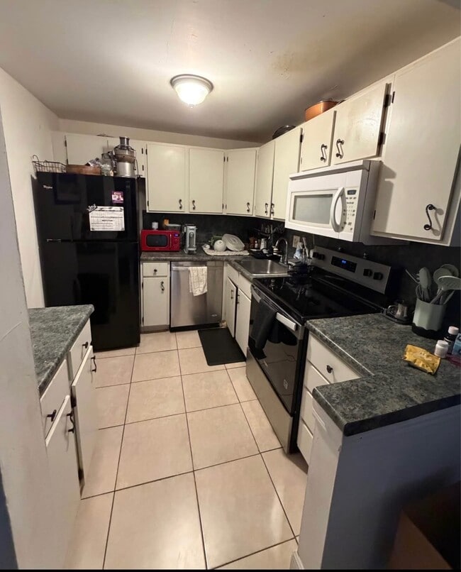Photo - 480 NW 20th St Unit Casa Del Rio