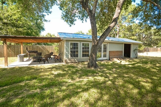 Photo - 116 Texas Ave