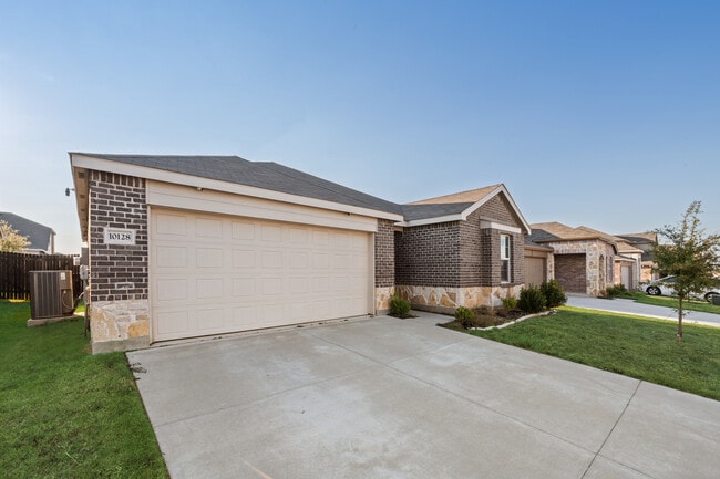 Photo - 10128 Kelly Acres Ln