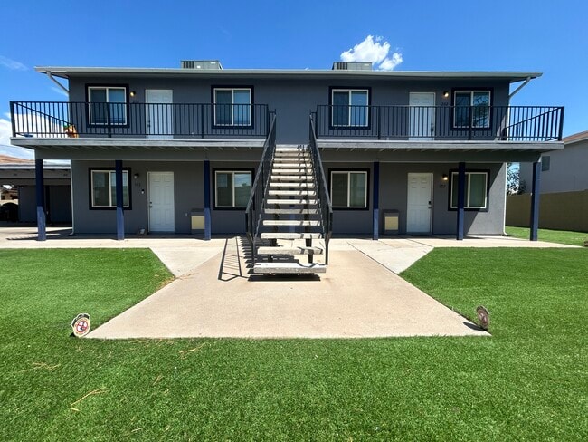 Photo - 137 N Phyllis Unit LA MESITA