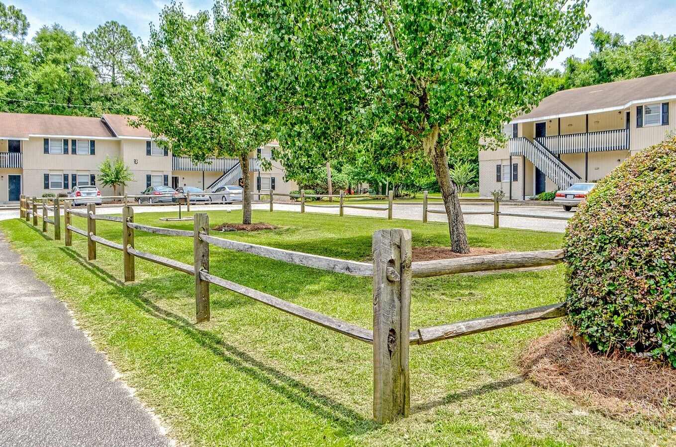 Photo - 301 E Second St