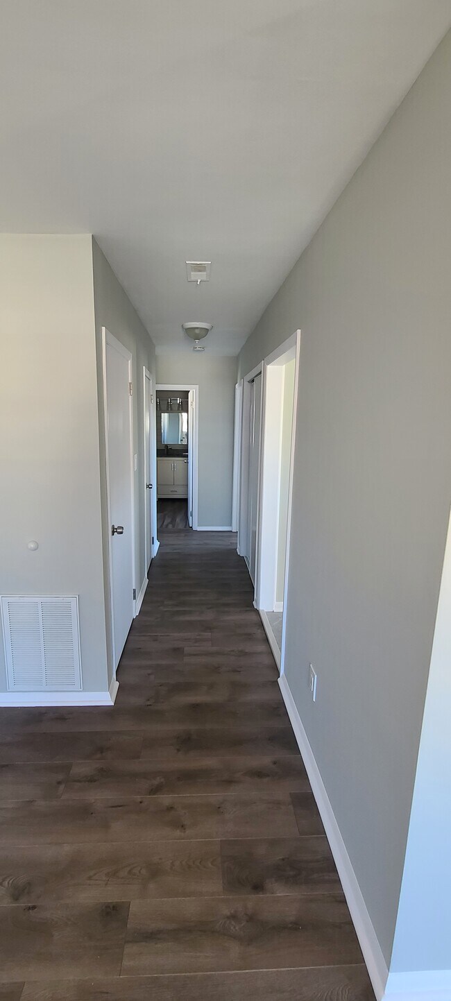 8 Florence Tollgate Pl Condo Unit 7 Condo for Rent in Florence, NJ