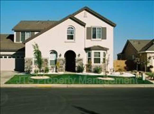 Building Photo - 3632 Corvina Dr