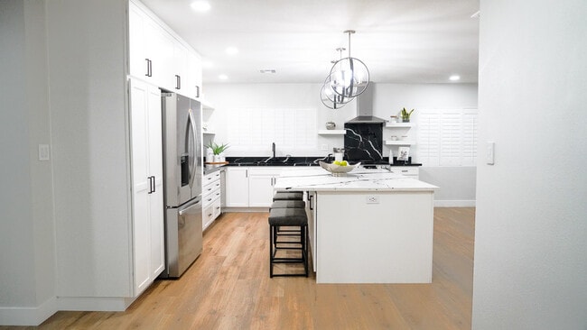 Photo - 7707 E Meadowbrook Ave