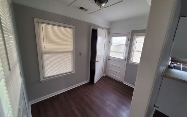 Photo - 1253 Dogwood Dr