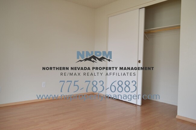 Photo - 4 Bed ~ 2 Bath ~ Large Home on Corner lot off of S McCarren in Donner Springs Neighborhood~ FOR RENT