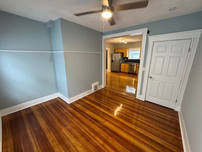 Photo - 35-37 Cameron Unit #2