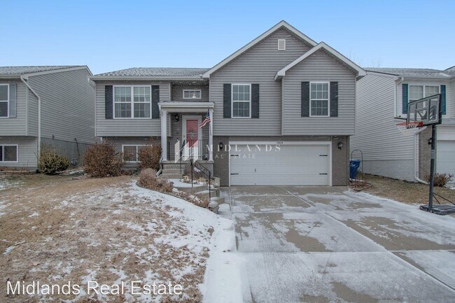 3 br, 2 bath House - 19434 V St. - 3 br, 2 bath House - 19434 V St.