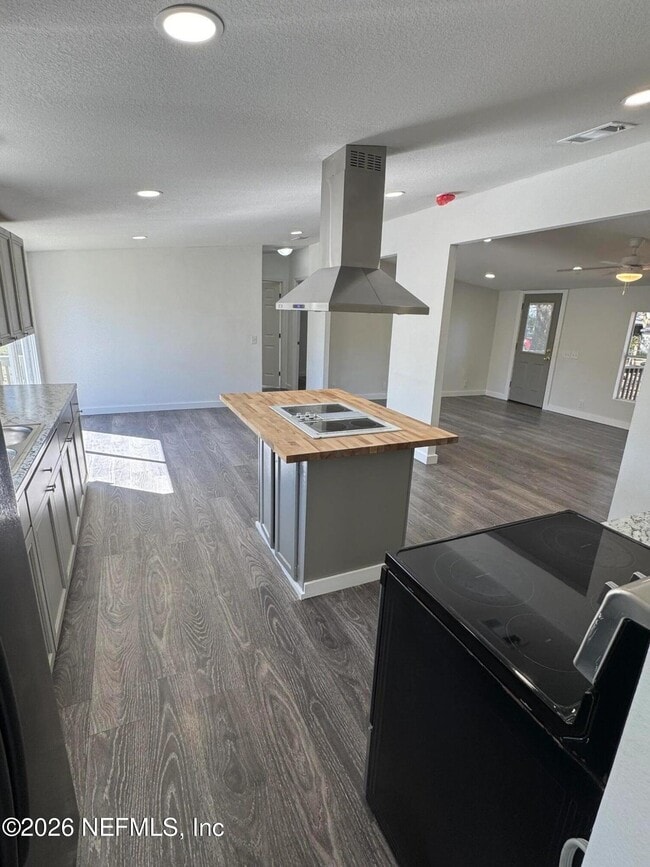 Photo - 7934 Sunnybrook Rd