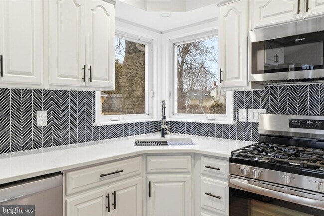 Photo - 2 Tekening Way