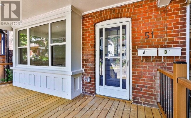 Photo - 51 Fernwood Park Ave