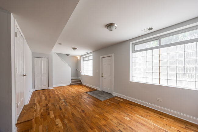 Photo - 1505 N Talman Ave Unit CH