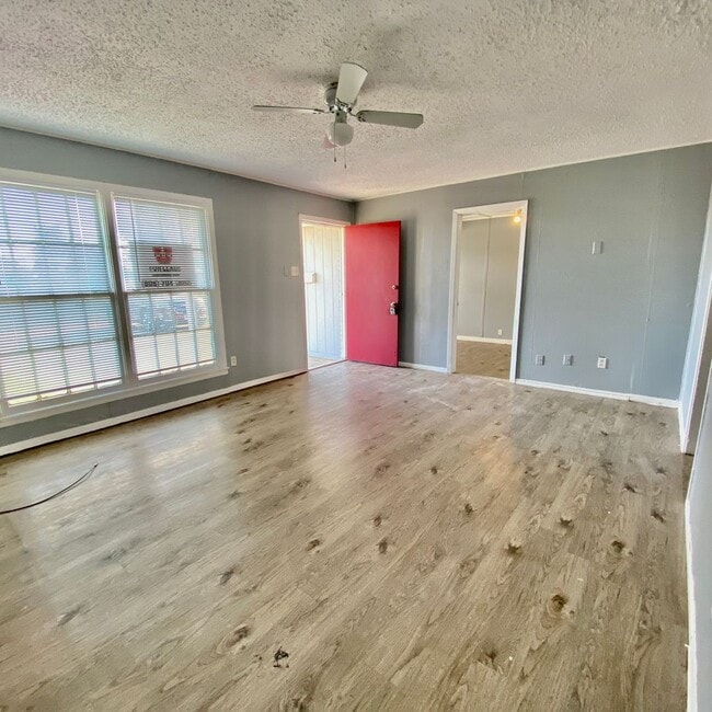 Photo - Handyman Special $0 First Month's Rent / “You fix, you SAVE BIG!!” Contact Mayshell for details: ...