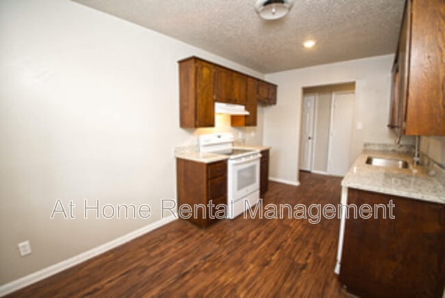 Photo - 4710 S Fulton Pl