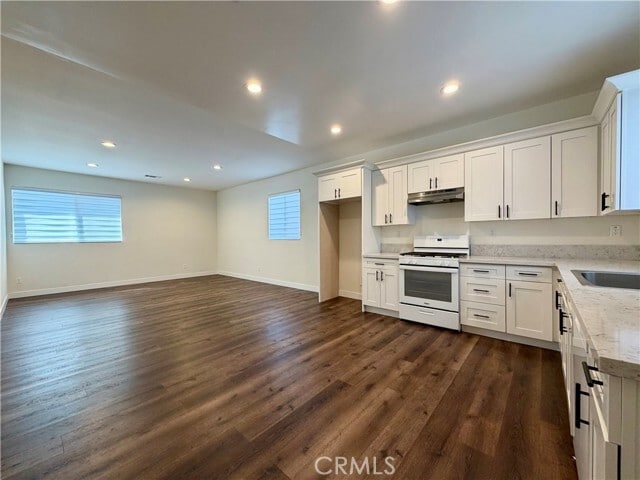 Photo - 9363 Walker St