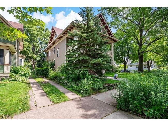 Photo - 1225 Hague Ave