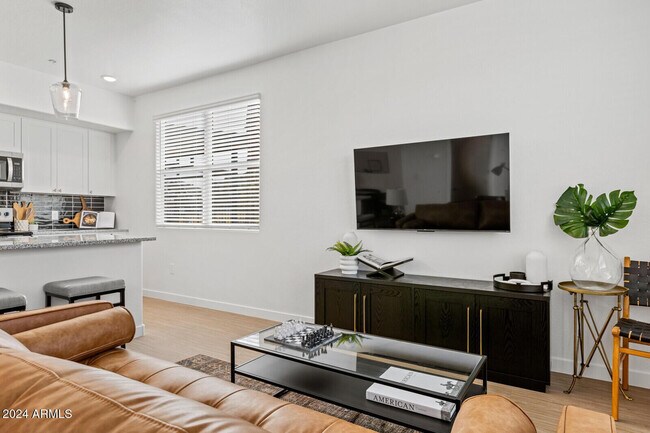 Photo - 35155 N Thompson Rd Unit 2C