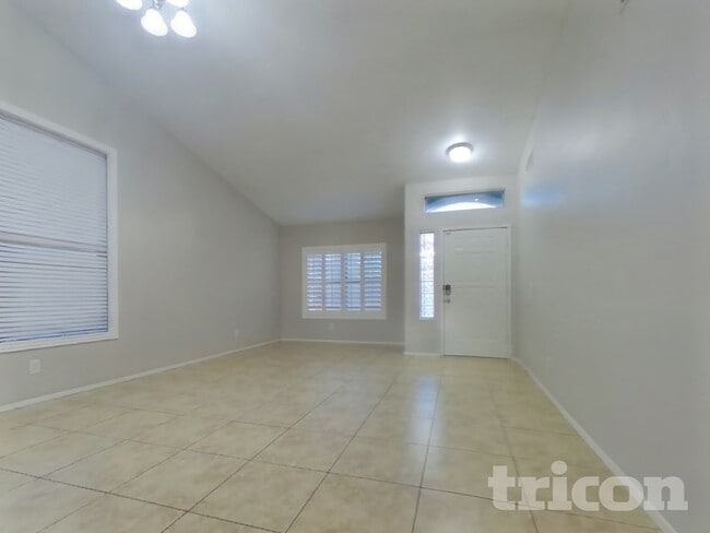 Photo - 12917 W Windsor Ave