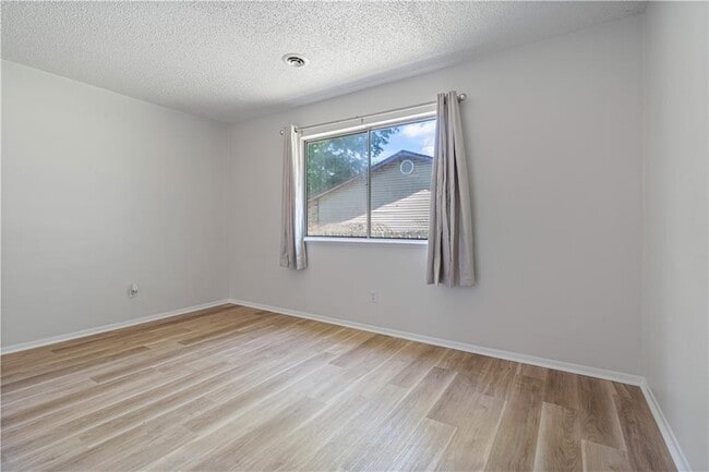 Photo - 3021 N Old Missouri Rd