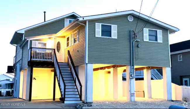 Building Photo - 5 W Susquehanna Dr Rental
