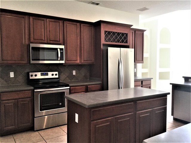 Photo - 1808 Sand Arbor Circle