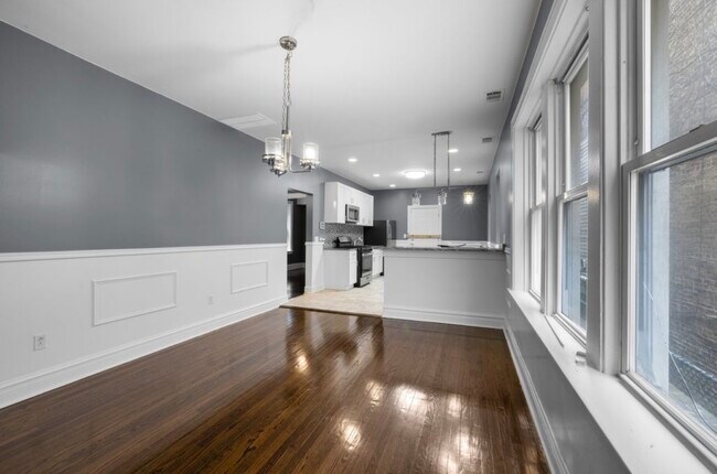 Photo - 8222 S Maryland Ave Unit 3