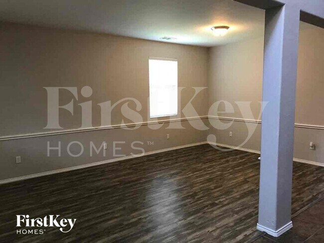 Photo - 1017 Nighthawk Rd