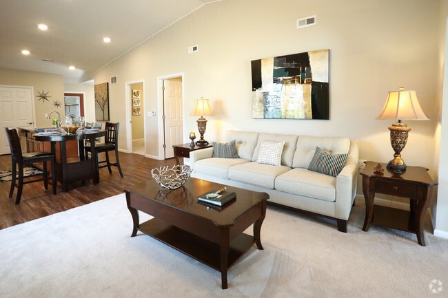 2HAB, 2BA - Rosewood, 1,294 ft² - Redwood Brownstown Telegraph Road