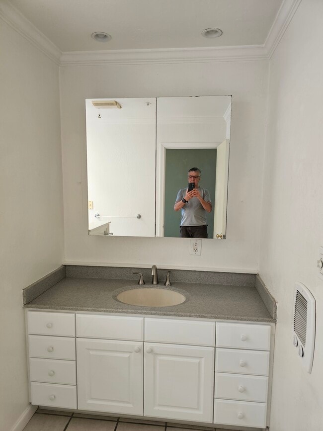 Photo - 206 Ross Valley Dr Unidad A
