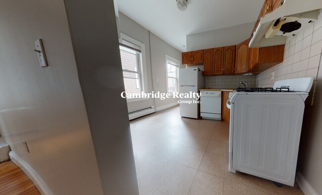 Photo - 224 Banks St Apartments Unit 5A