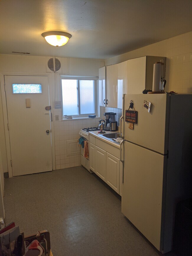Photo - 312 Chicago Ave Unidad 2D