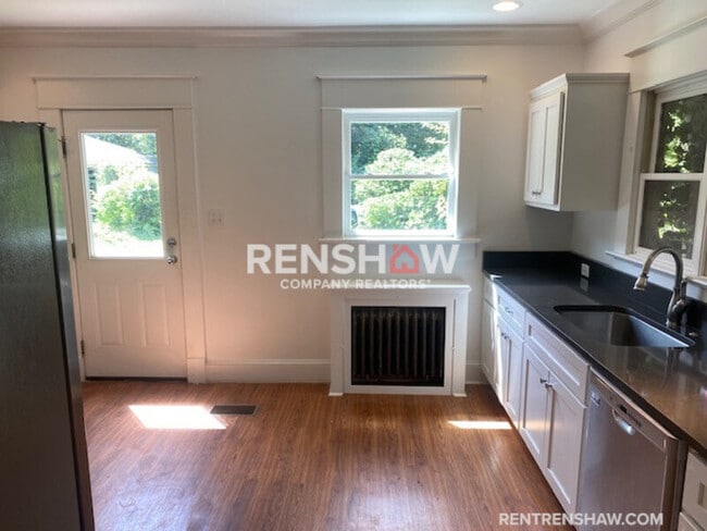 Photo - 1435 Goodbar Ave