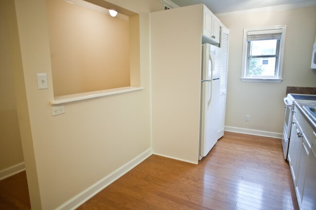 Photo - 1513 E Franklin St