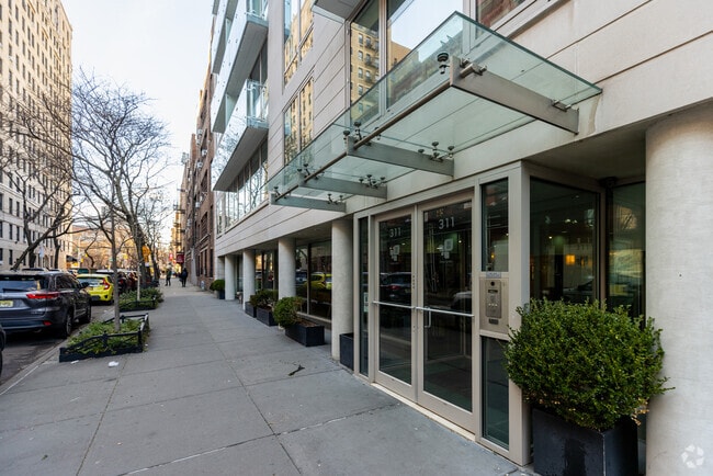 Photo - Village Green