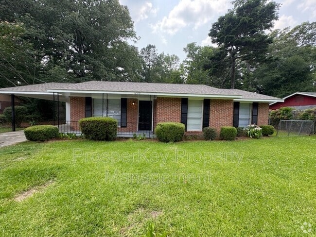 Building Photo - 1229 Celia Dr Rental