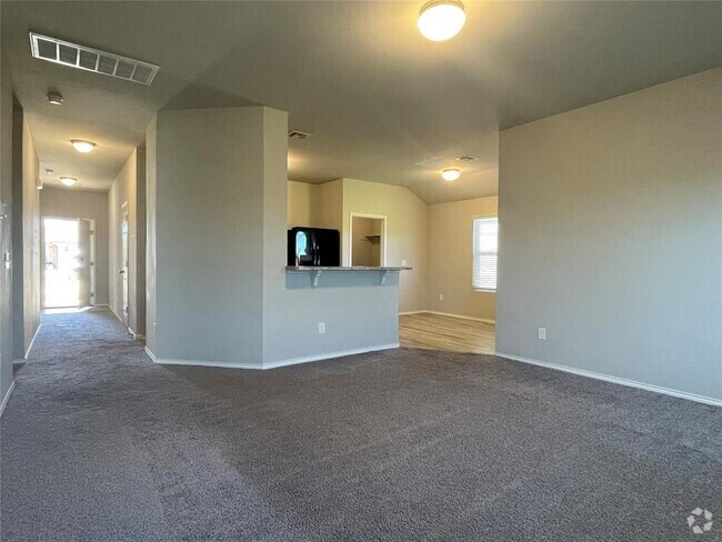 Building Photo - 5305 Mac Rd Rental