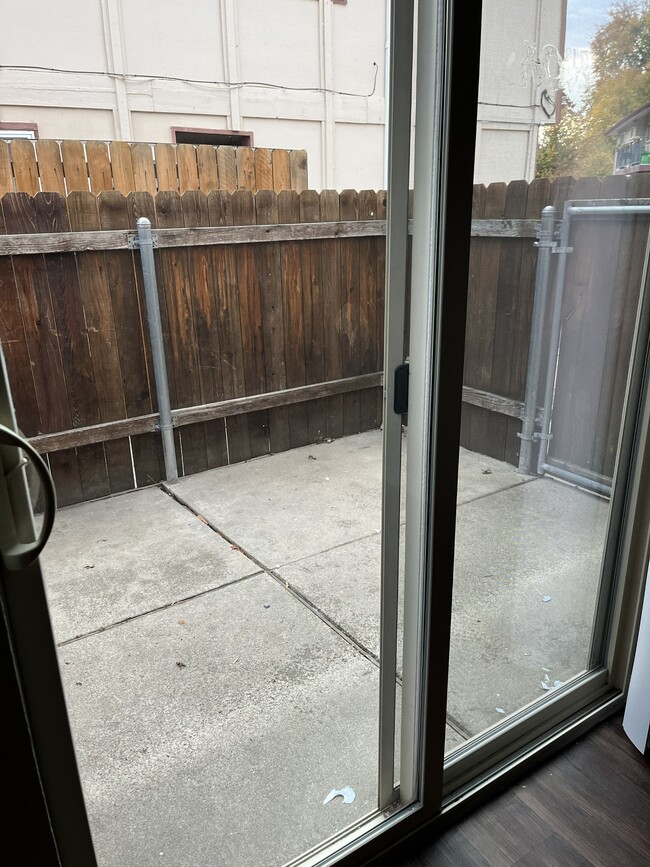 Photo - 701 W Pennsylvania St